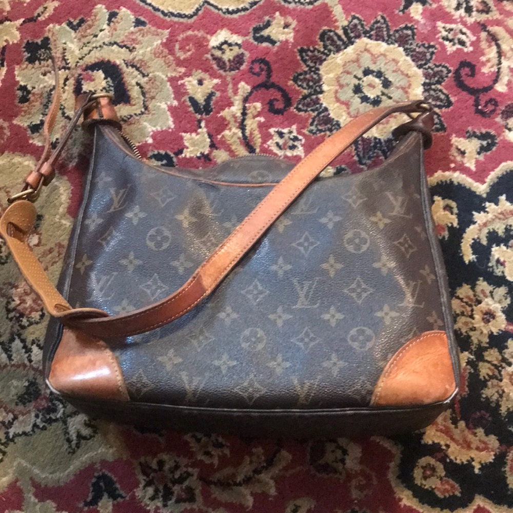 Louis Vuitton Boulogne H 9.5” L 11.5” W 3.5”